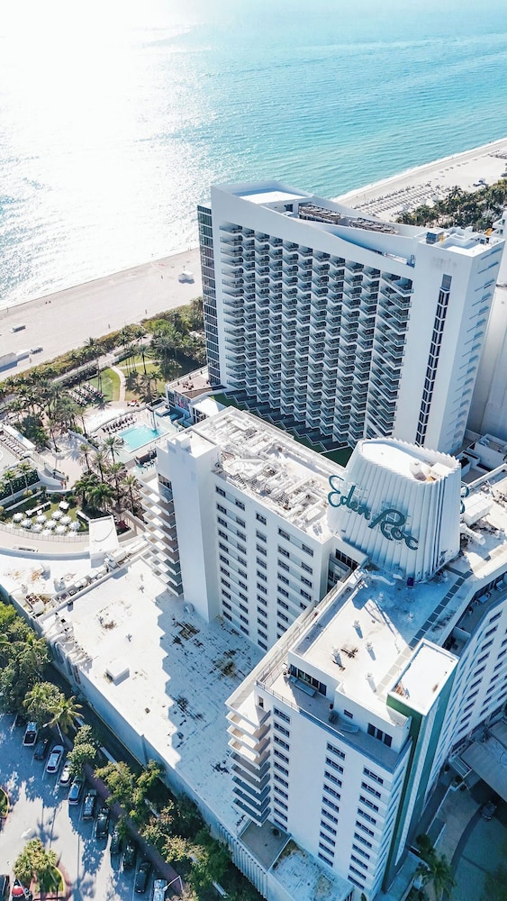 Eden Roc Miami Beach — Hotel building in Miami, Florida
