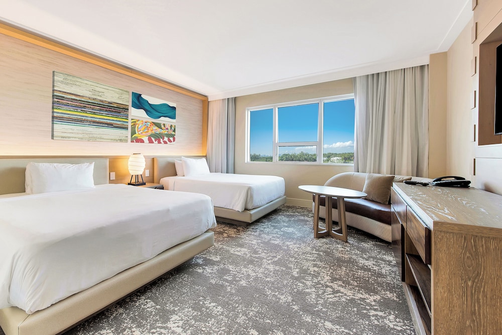 Eden Roc Miami Beach — Hotel rooms in Miami, Florida