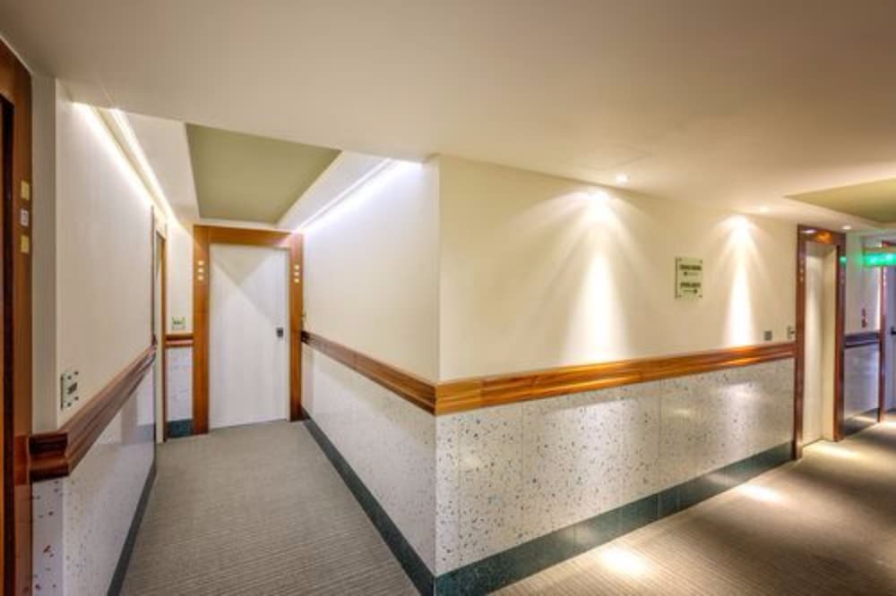 Parc Hotel Gritti — Hotel building in Bardolino, Veneto