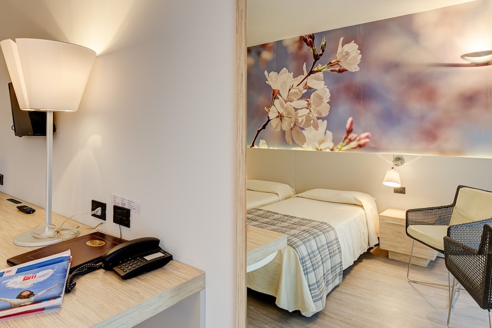 Parc Hotel Gritti — Hotel rooms in Bardolino, Veneto