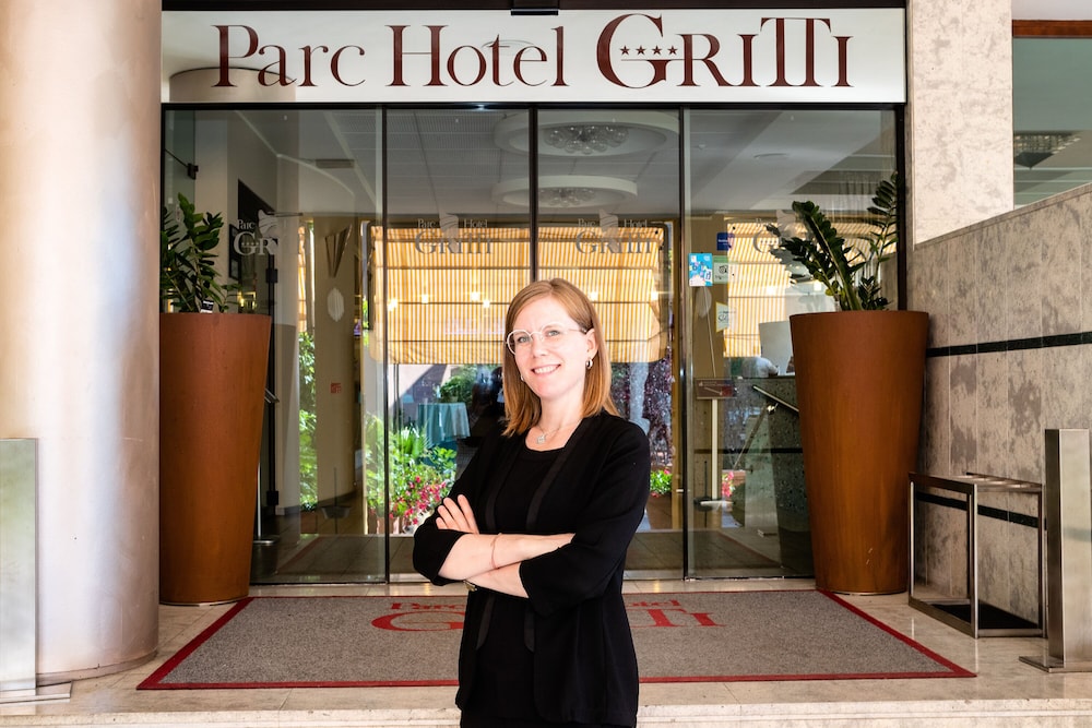 Parc Hotel Gritti — Hotel building in Bardolino, Veneto