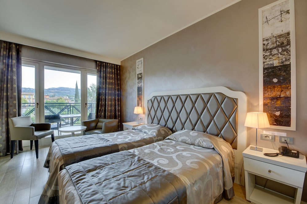 Parc Hotel Gritti — Hotel rooms in Bardolino, Veneto