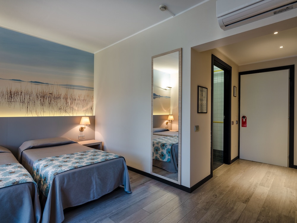 Parc Hotel Gritti — Hotel rooms in Bardolino, Veneto