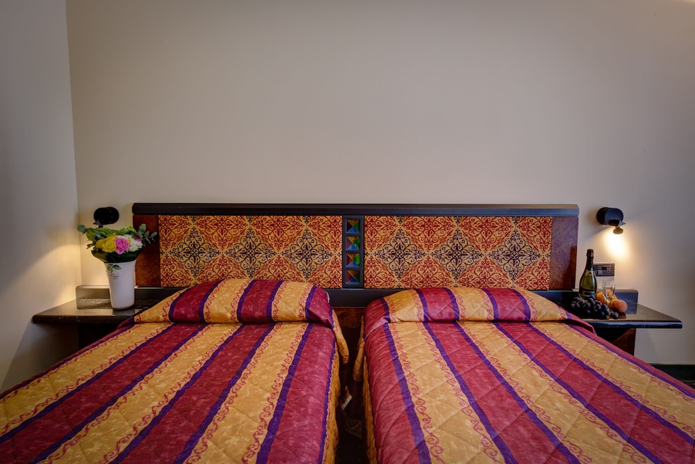 Parc Hotel Gritti — Hotel rooms in Bardolino, Veneto