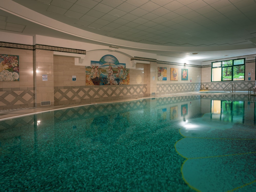 Parc Hotel Gritti — Swimming pool in Bardolino, Veneto