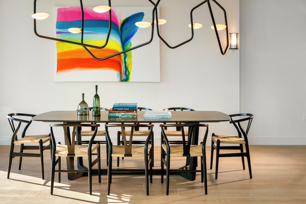 Kimpton EPIC Hotel by IHG — Restaurant & bars in Miami, Florida