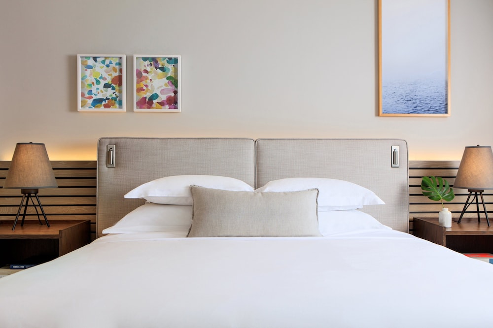Kimpton EPIC Hotel by IHG — Hotel rooms in Miami, Florida