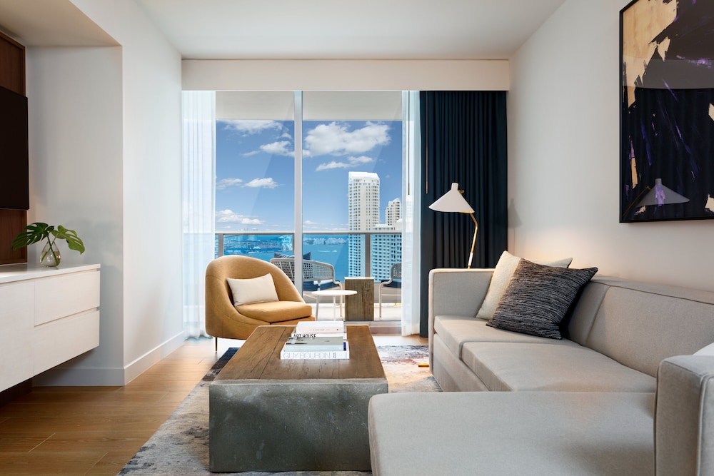 Kimpton EPIC Hotel by IHG — Hotel rooms in Miami, Florida