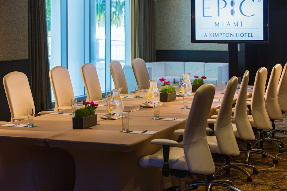 Kimpton EPIC Hotel by IHG — Hotel building in Miami, Florida