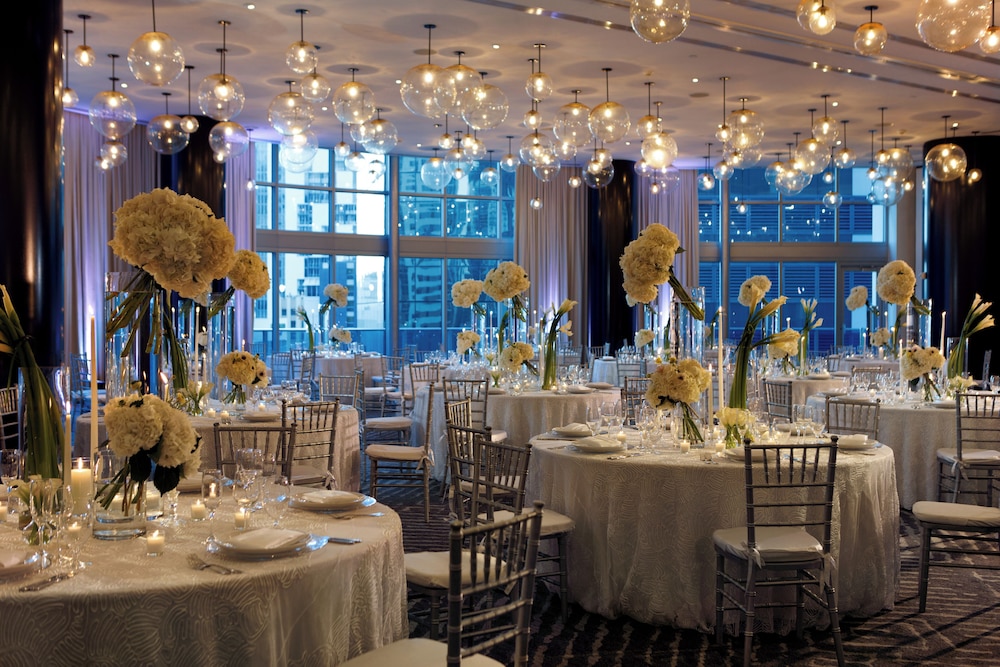 Kimpton EPIC Hotel by IHG — Hotel building in Miami, Florida