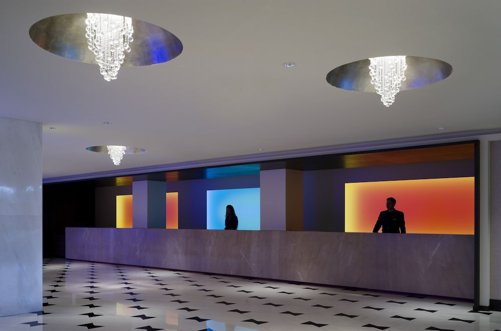 Fontainebleau Miami Beach — Hotel building in Miami, Florida