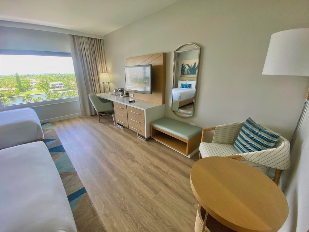 Radisson Resort Miami Beach — Hotel rooms in Miami, Florida