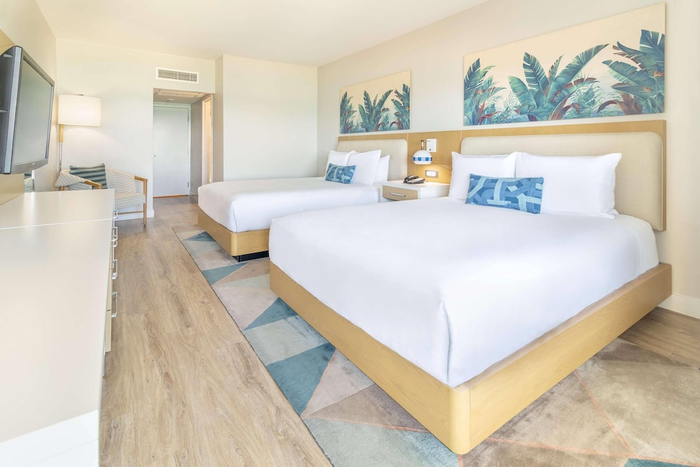 Radisson Resort Miami Beach — Hotel rooms in Miami, Florida