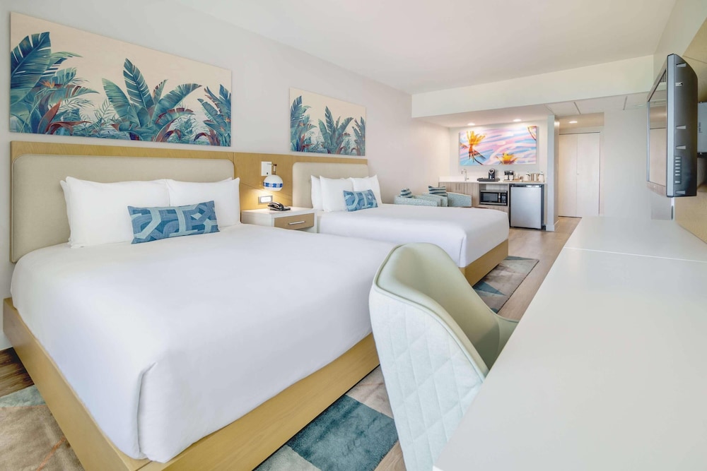 Radisson Resort Miami Beach — Hotel rooms in Miami, Florida