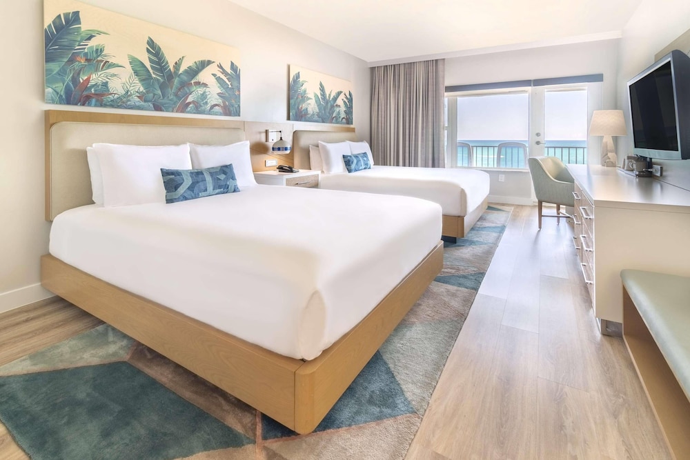 Radisson Resort Miami Beach — Hotel rooms in Miami, Florida