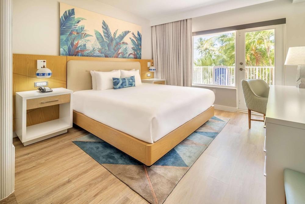Radisson Resort Miami Beach — Hotel rooms in Miami, Florida