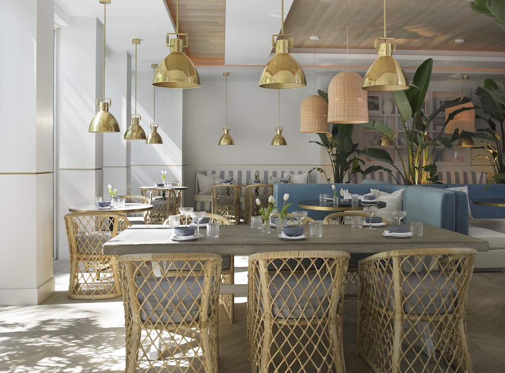 Grand Beach Hotel — Restaurant & bars in Miami, Florida
