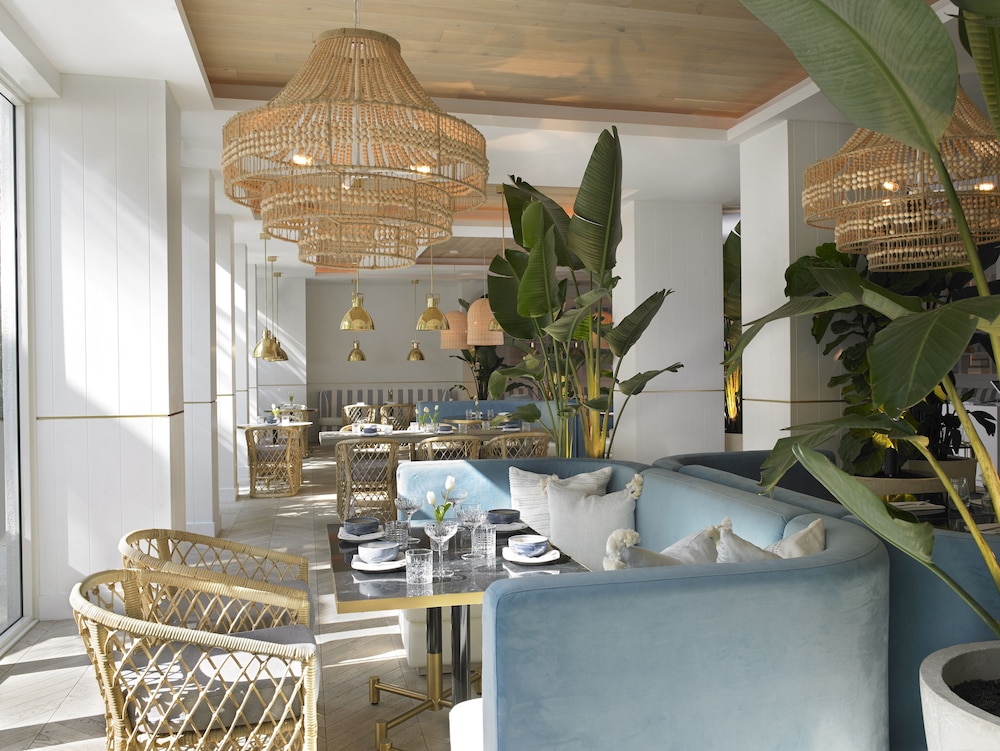 Grand Beach Hotel — Restaurant & bars in Miami, Florida