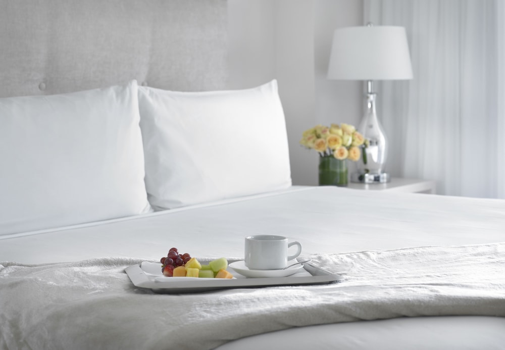 Grand Beach Hotel — Hotel rooms in Miami, Florida