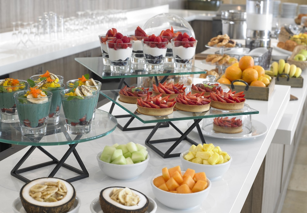 Grand Beach Hotel — Restaurant & bars in Miami, Florida