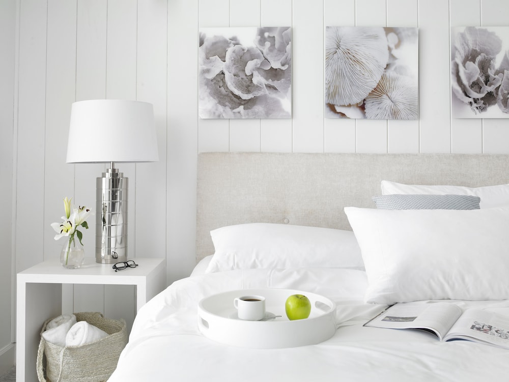 Grand Beach Hotel — Hotel rooms in Miami, Florida