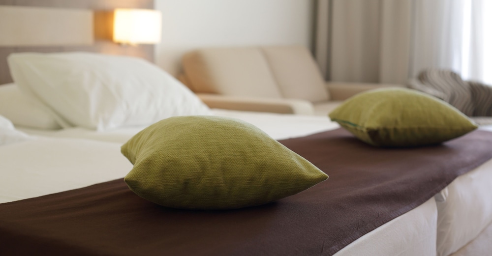 Hotel Park — Hotel rooms in Makarska, Split-Dalmatia