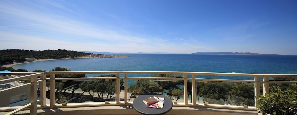 Hotel Park — Hotel rooms in Makarska, Split-Dalmatia