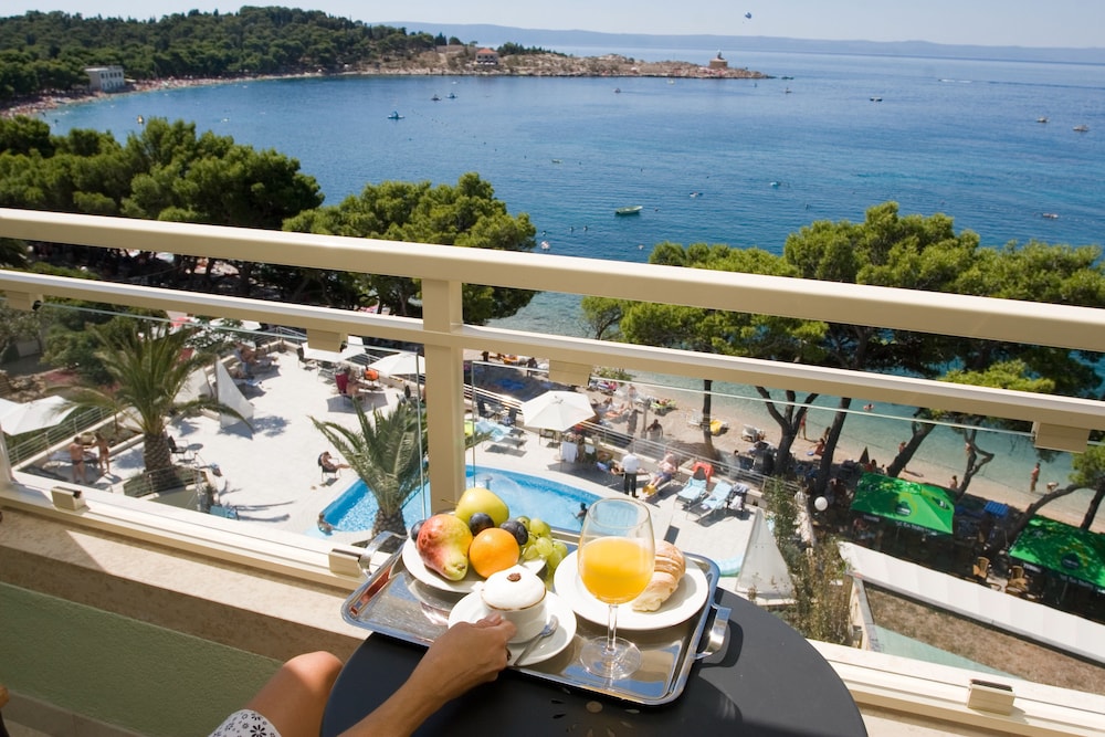 Hotel Park — Beach in Makarska, Split-Dalmatia