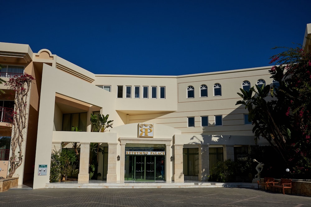 Rethymno Palace — Hotel building in Rethymnon