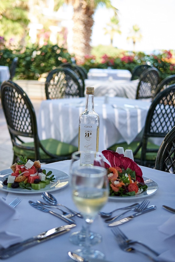Rethymno Palace — Restaurant & bars in Rethymnon