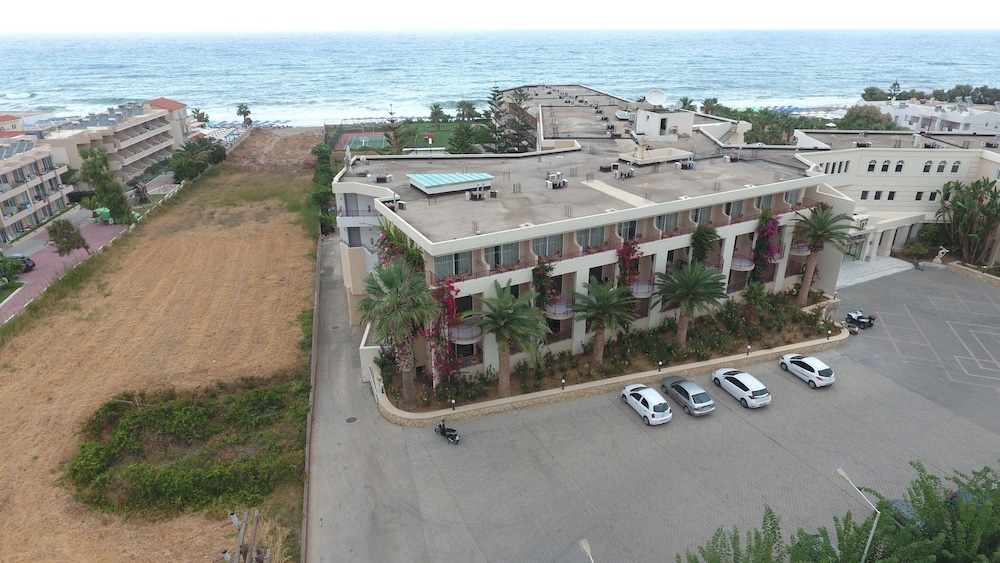 Rethymno Palace — Hotel building in Rethymnon