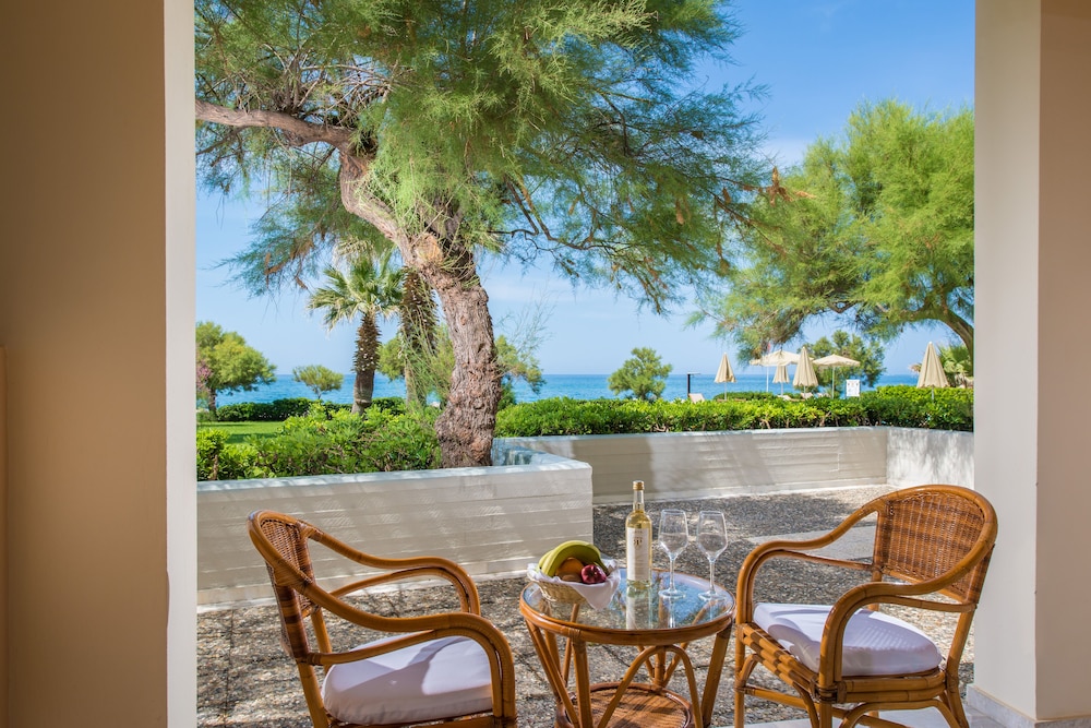Rethymno Palace — Beach in Rethymnon