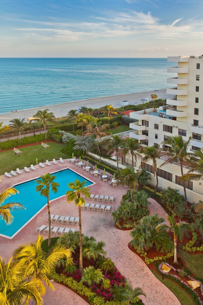 Holiday Inn Miami Beach - Oceanfront by IHG — Main photo in Miami, Florida