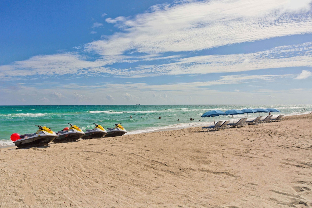 Holiday Inn Miami Beach - Oceanfront by IHG — Beach in Miami, Florida