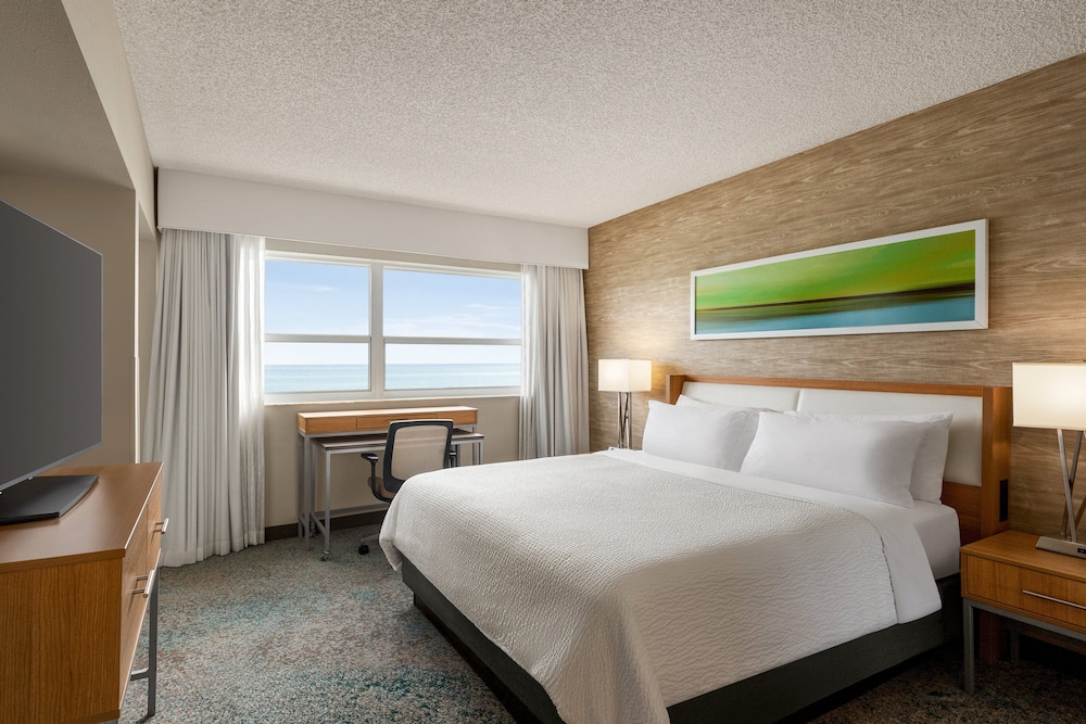Holiday Inn Miami Beach - Oceanfront by IHG — Hotel rooms in Miami, Florida