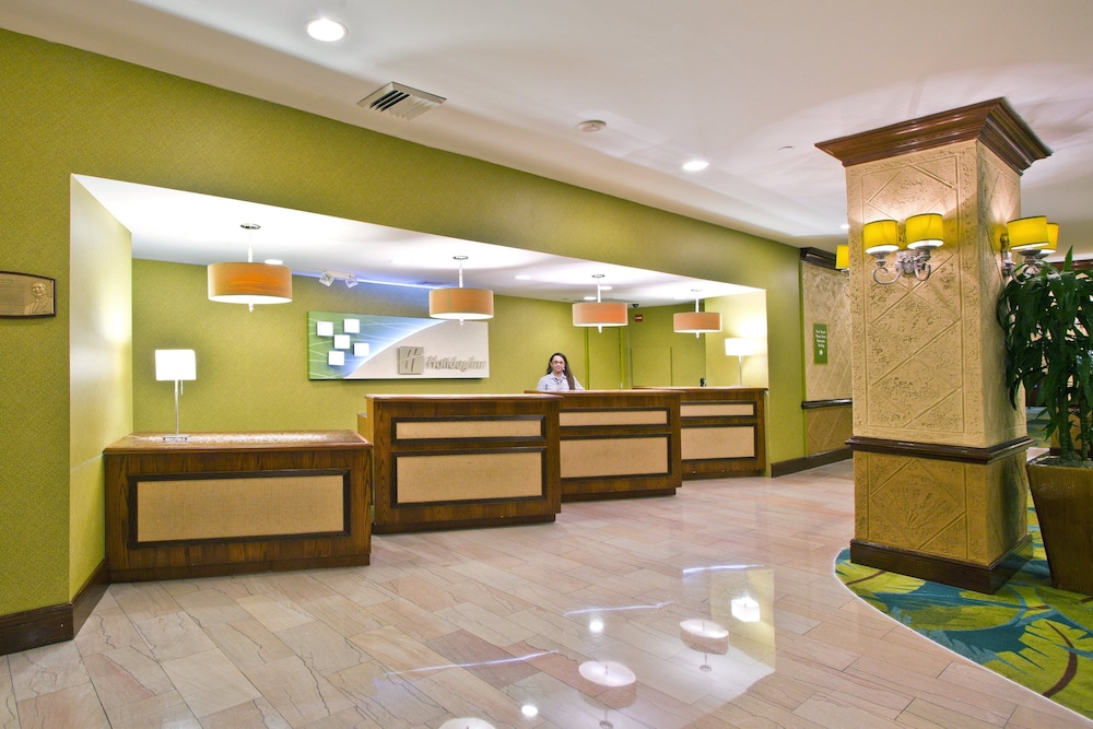 Holiday Inn Miami Beach - Oceanfront by IHG — Hotel building in Miami, Florida