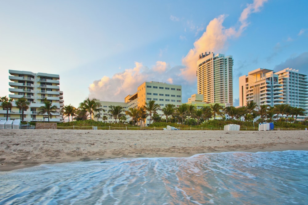 Holiday Inn Miami Beach - Oceanfront by IHG — Beach in Miami, Florida
