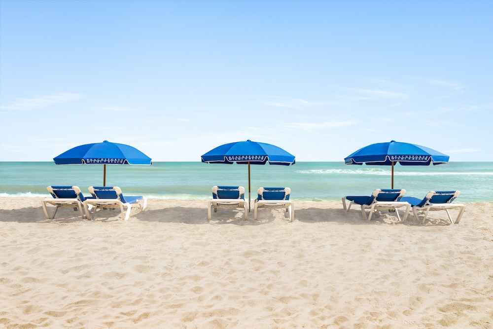 Holiday Inn Miami Beach - Oceanfront by IHG — Beach in Miami, Florida