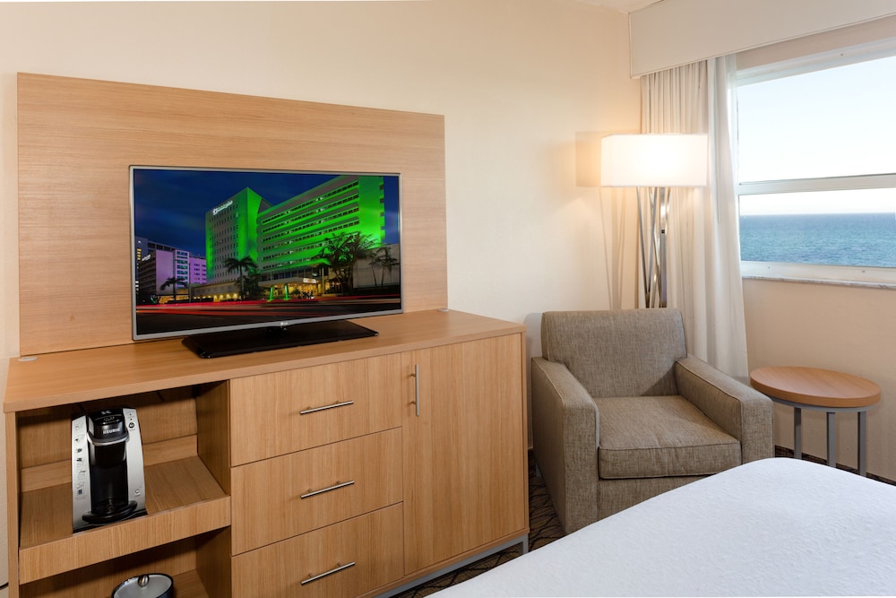 Holiday Inn Miami Beach - Oceanfront by IHG — Hotel rooms in Miami, Florida