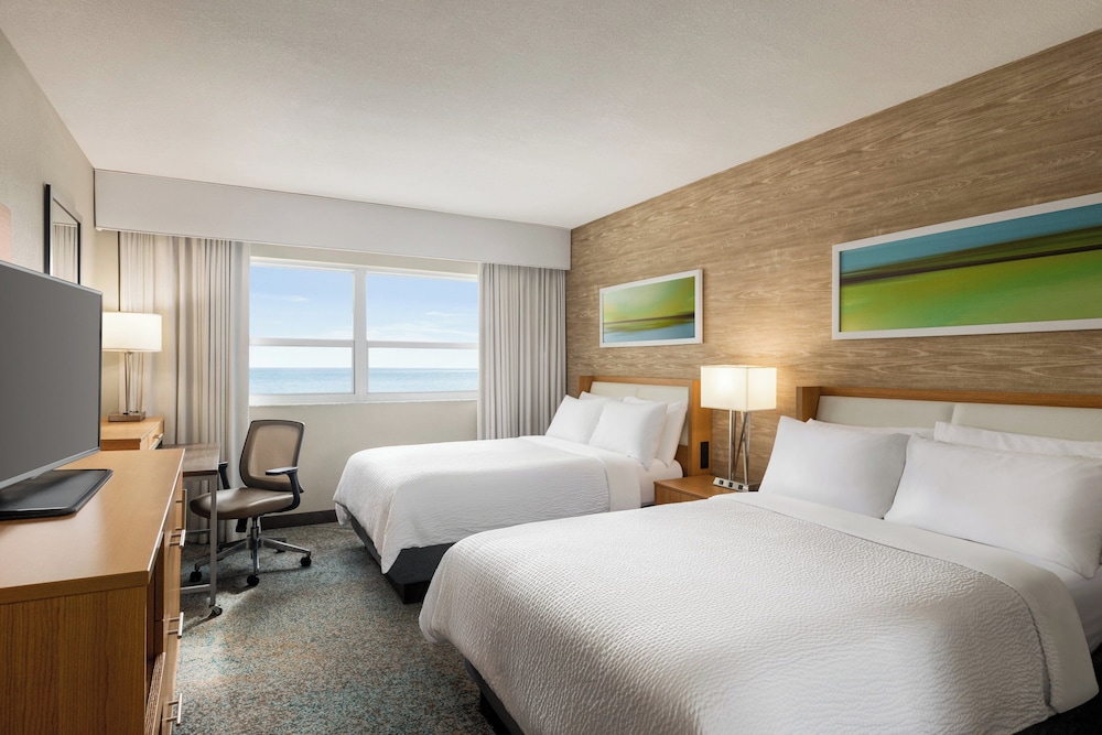 Holiday Inn Miami Beach - Oceanfront by IHG — Hotel rooms in Miami, Florida