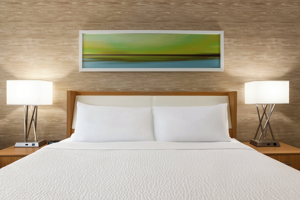 Holiday Inn Miami Beach - Oceanfront by IHG — Hotel rooms in Miami, Florida