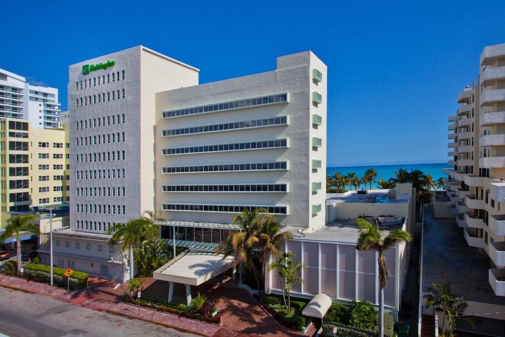 Holiday Inn Miami Beach - Oceanfront by IHG — Hotel building in Miami, Florida