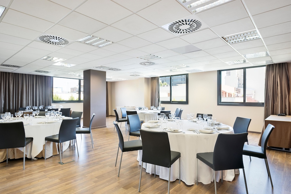Hotel Best 4 Barcelona — Hotel building in Barcelona, Catalonia
