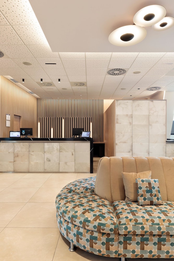 Hotel Best 4 Barcelona — Hotel building in Barcelona, Catalonia