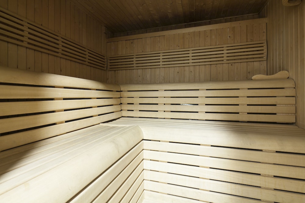 Hotel Best 4 Barcelona — Spa in Barcelona, Catalonia