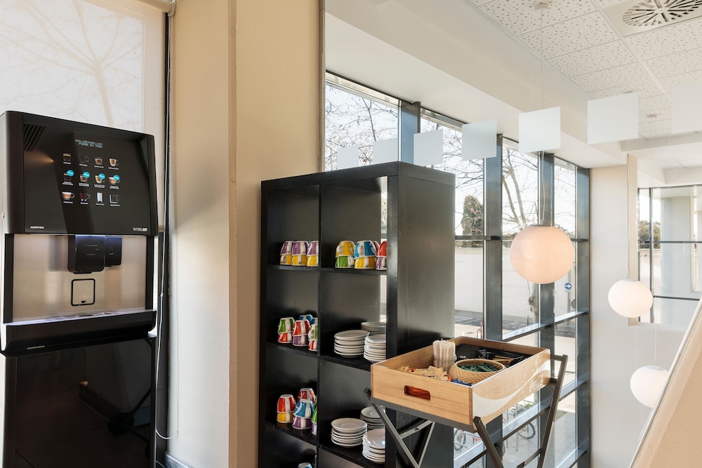 Hotel Best 4 Barcelona — Restaurant & bars in Barcelona, Catalonia