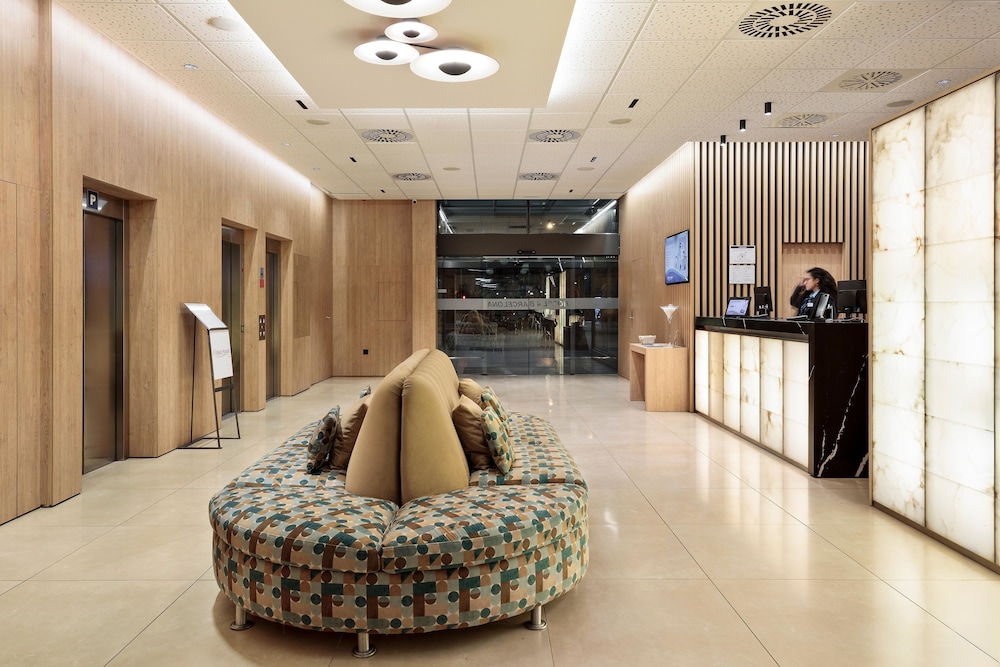 Hotel Best 4 Barcelona — Hotel building in Barcelona, Catalonia