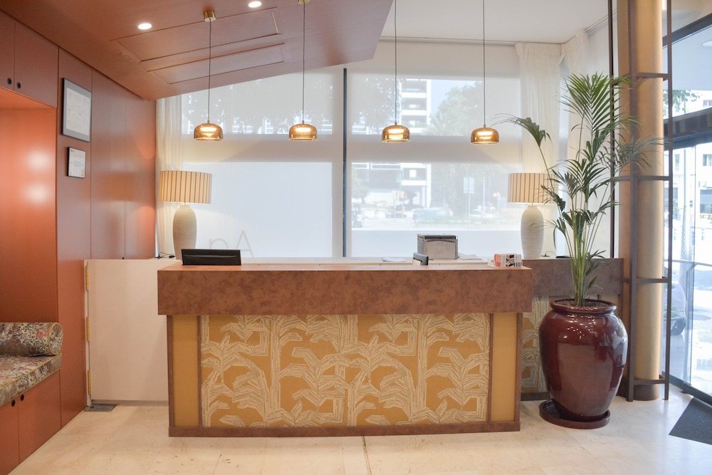Hotel Viladomat — Hotel building in Barcelona, Catalonia