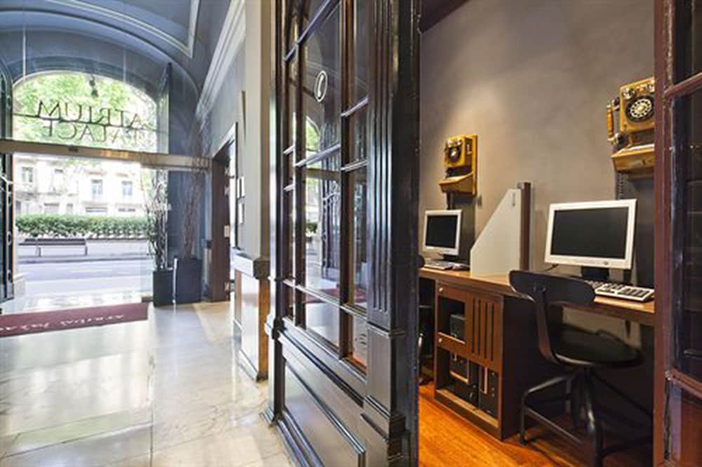 Hotel Acta Atrium Palace — Hotel building in Barcelona, Catalonia