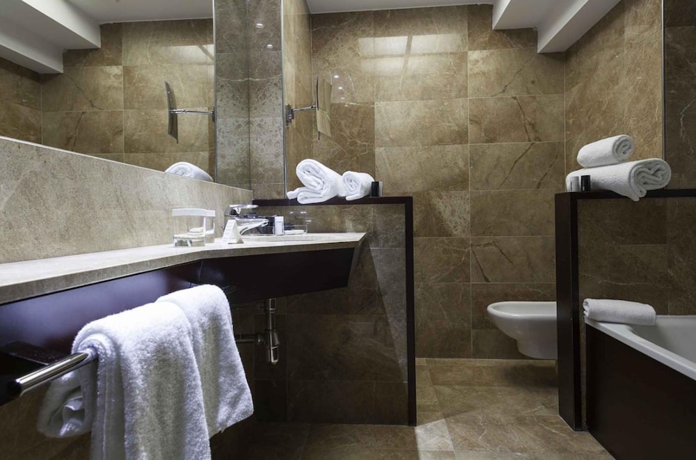 Hotel Acta Atrium Palace — Hotel rooms in Barcelona, Catalonia